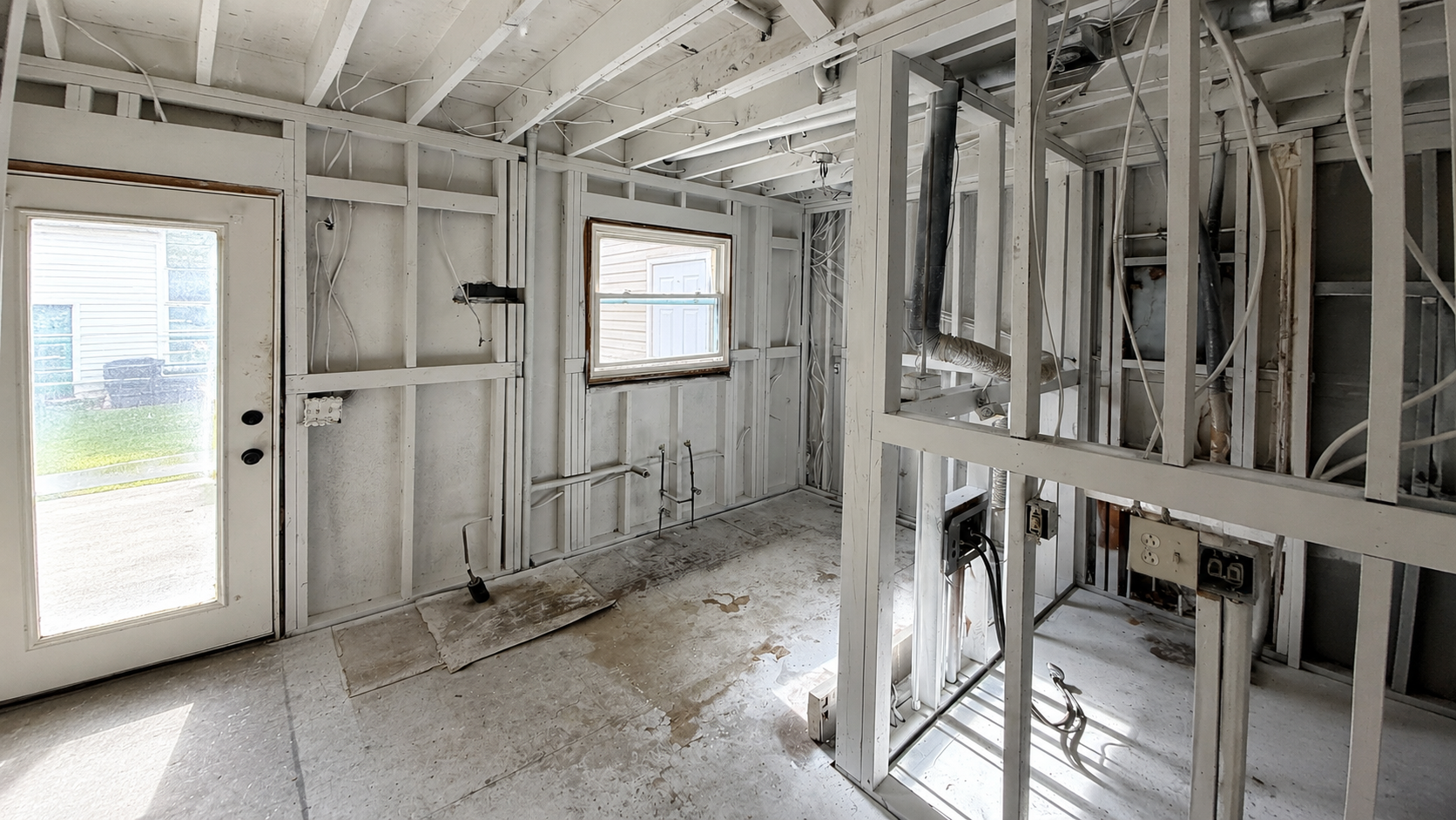 Full Town Home Remodel in Northern VA — photo 2 of 6
