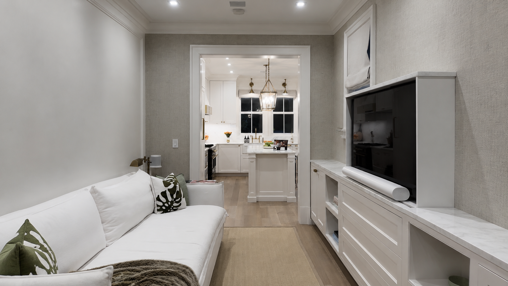 Townhome Luxury Remodel in DMV — photo 4 of 6
